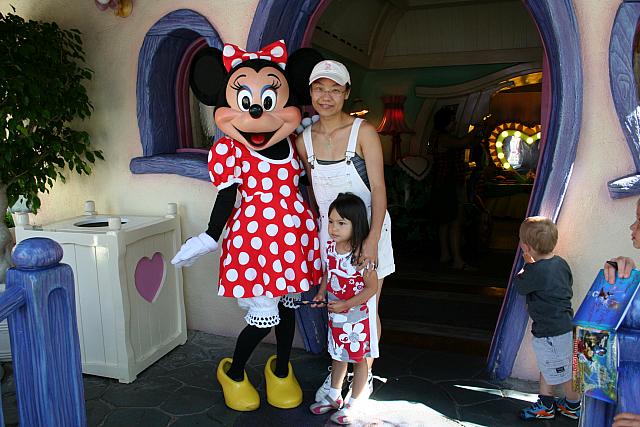 Disneyland Birthday 09 020